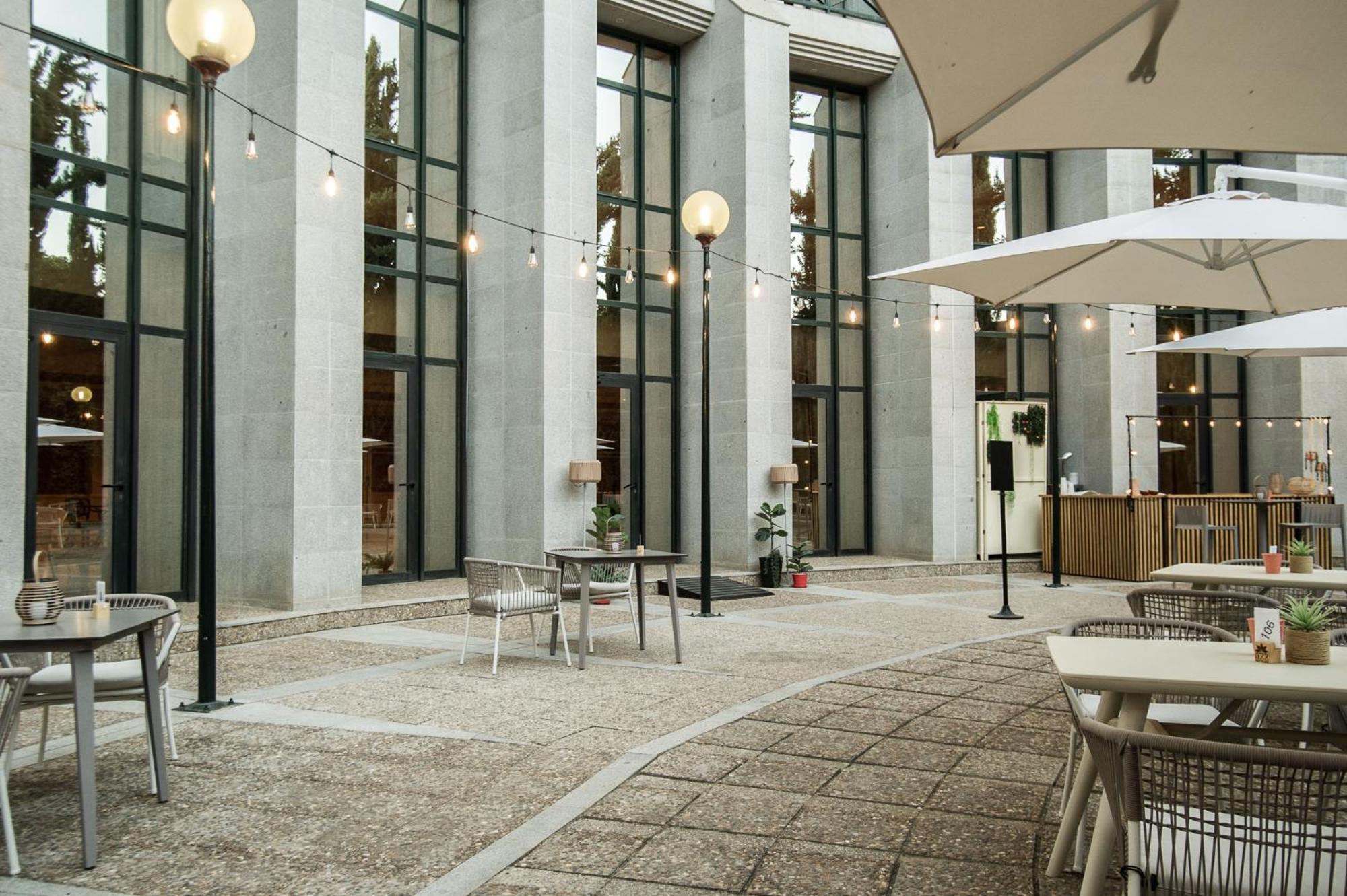 Azz Merida Medea Hotel Экстерьер фото