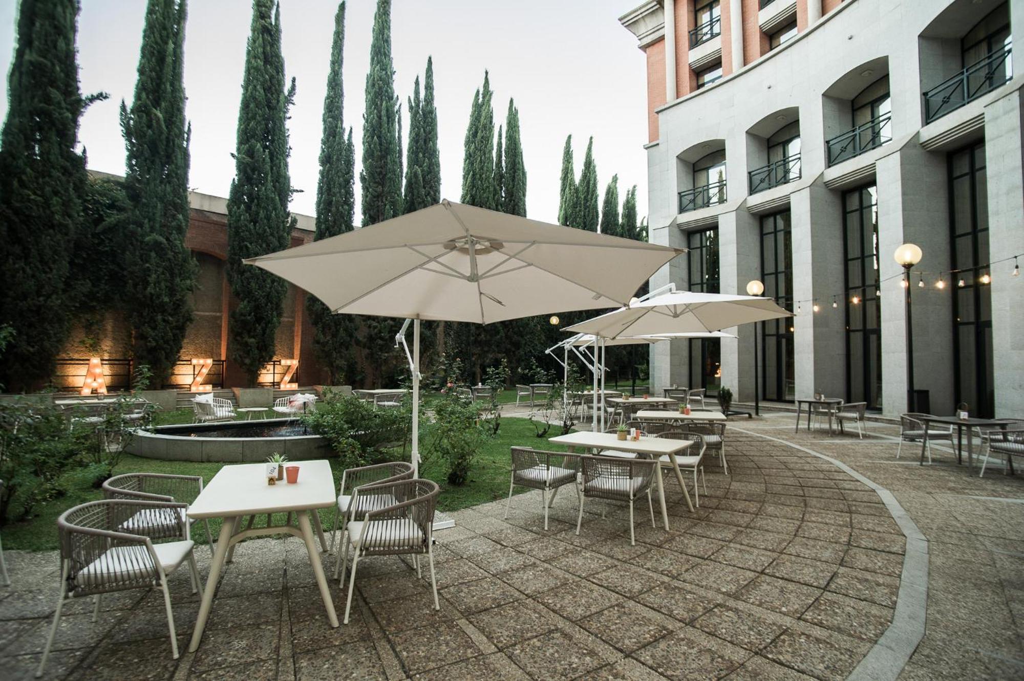 Azz Merida Medea Hotel Экстерьер фото